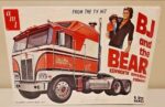 Lot Of Peterbilt Trucks - Image 6