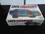 VINTAGE PALMER 1975 DODGE CHARGER ANNUAL MODEL CAR KIT FACTORY SEALED - Image 2